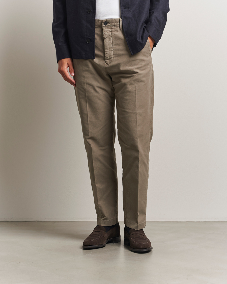 Men | Trousers | Incotex | Regular Fit Garment Dyed Slacks Taupe