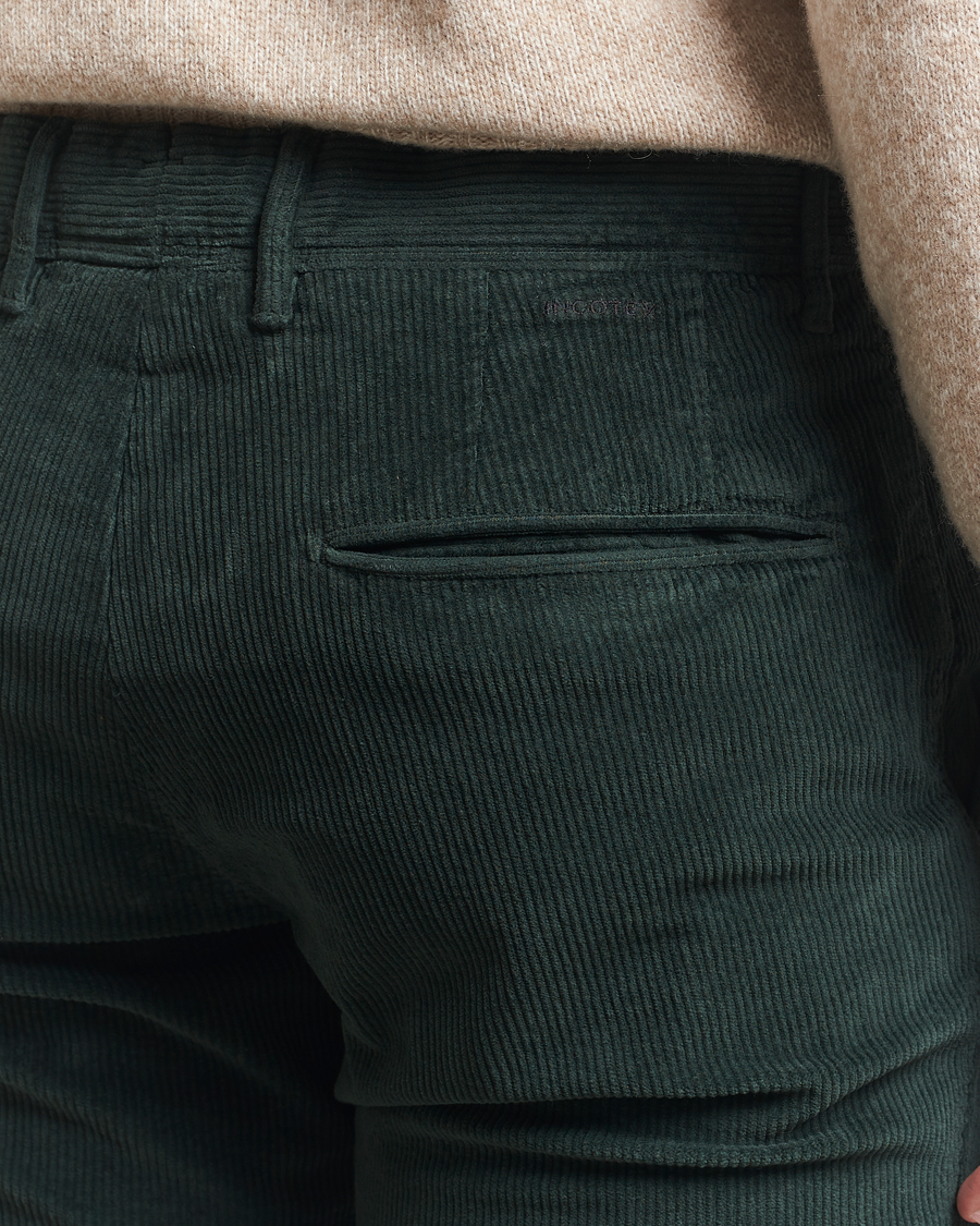 Men | Trousers | Incotex | Slim Fit Leisure Cord Slacks Dark Green