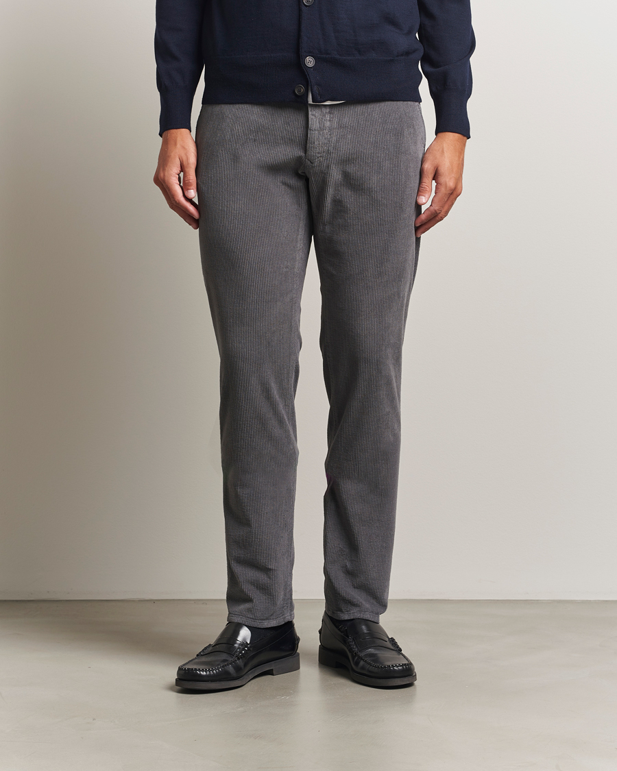 Men | Trousers | Incotex | Slim Fit Leisure Cord Slacks Grey