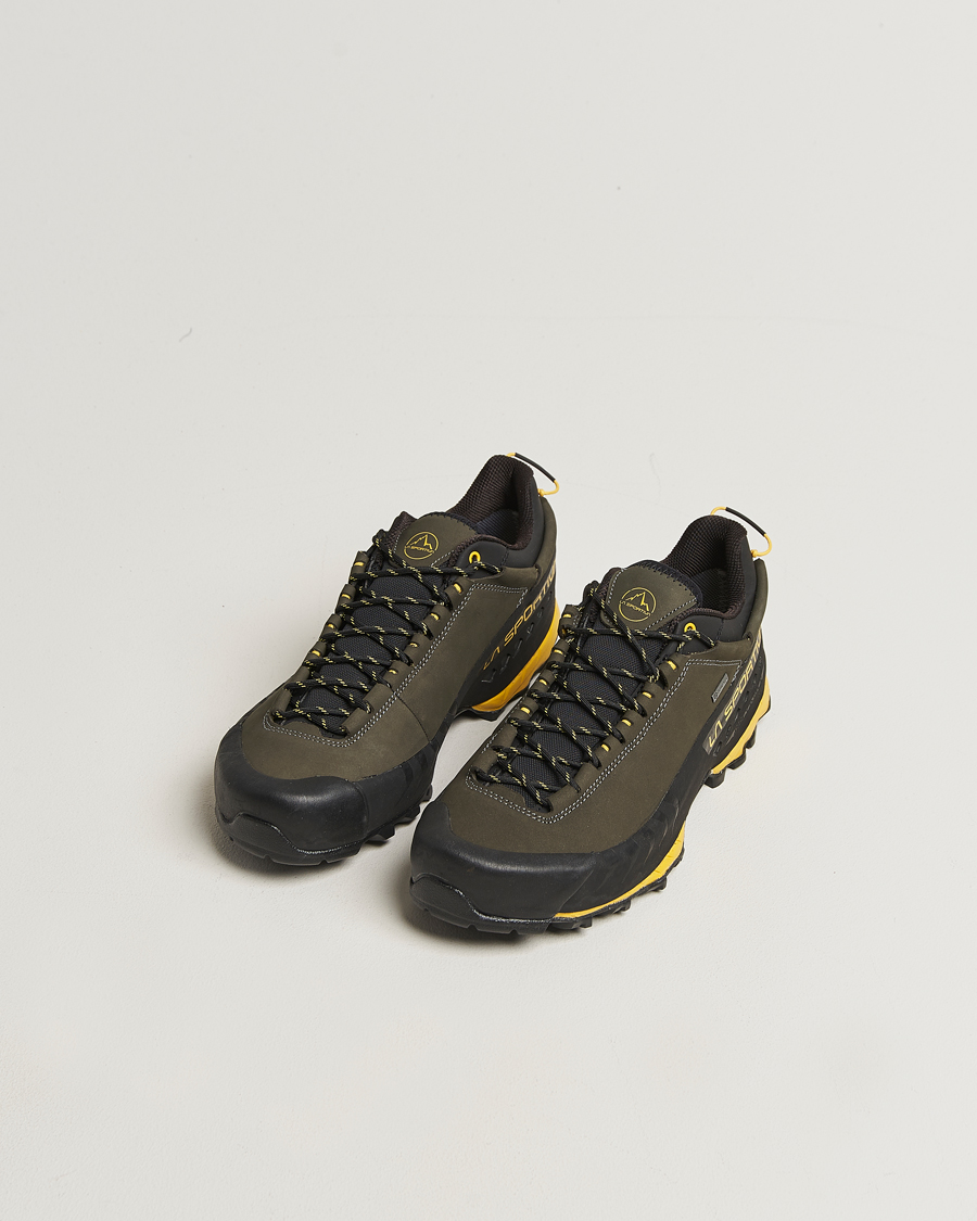Men | Trail Sneakers | La Sportiva | TX5 GTX Hiking Shoes Carbon/Yellow