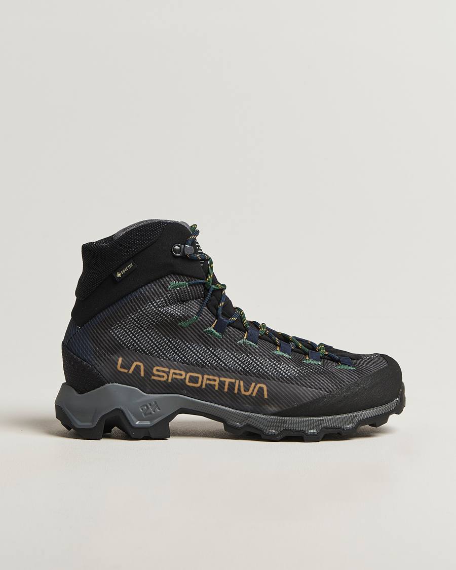 Men | Boots | La Sportiva | Aequilibrium GTX Hiking Boots Carbon/Jungle