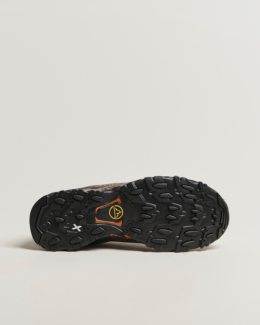 Men | Trail Sneakers | La Sportiva | Ultra Raptor II Carbon/Hawaiian Sun