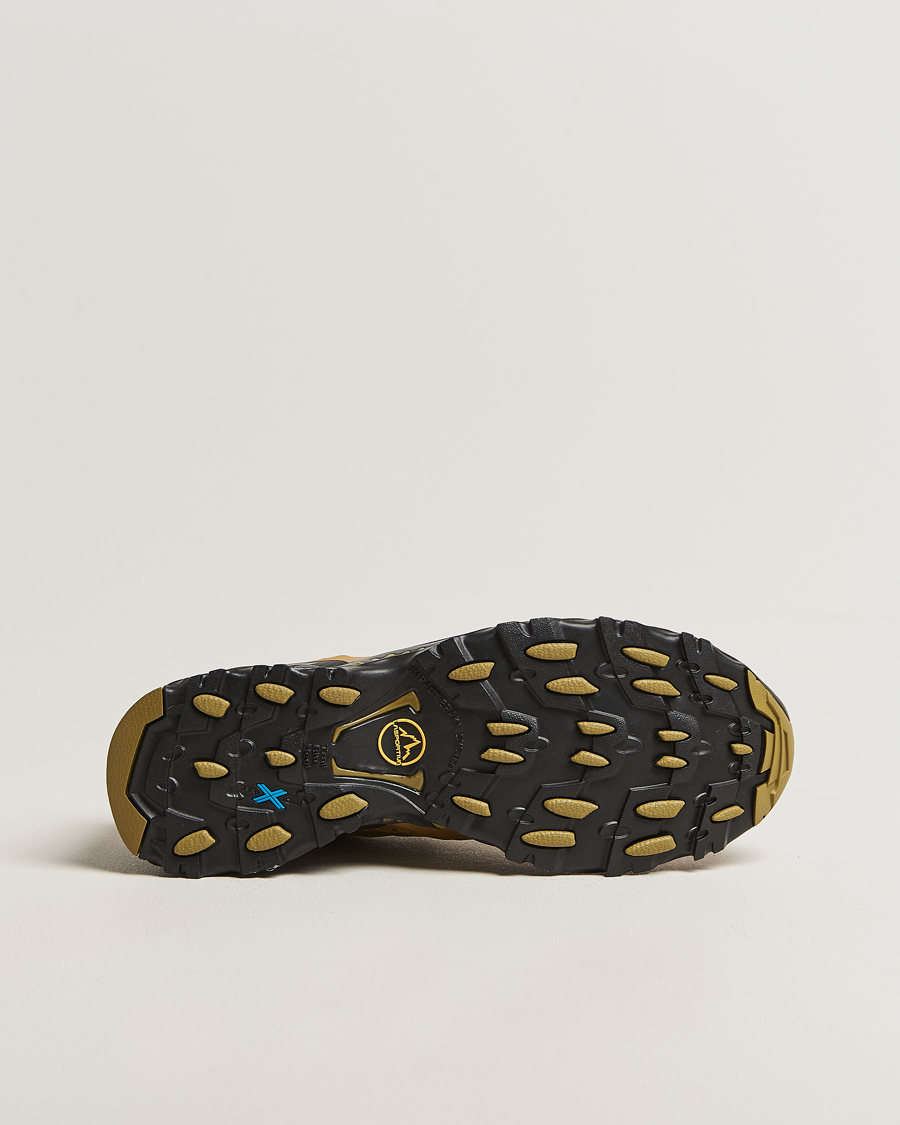 Men | Trail Sneakers | La Sportiva | Ultra Raptor II Leather GTX Savana/Alpine