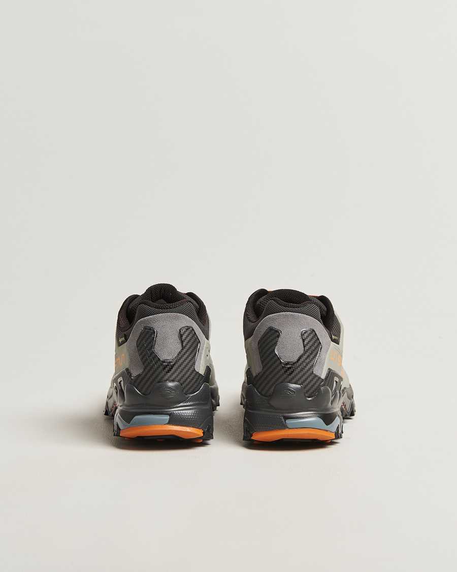 Men | Trail Sneakers | La Sportiva | Ultra Raptor II Leather GTX Grey/Marmalade