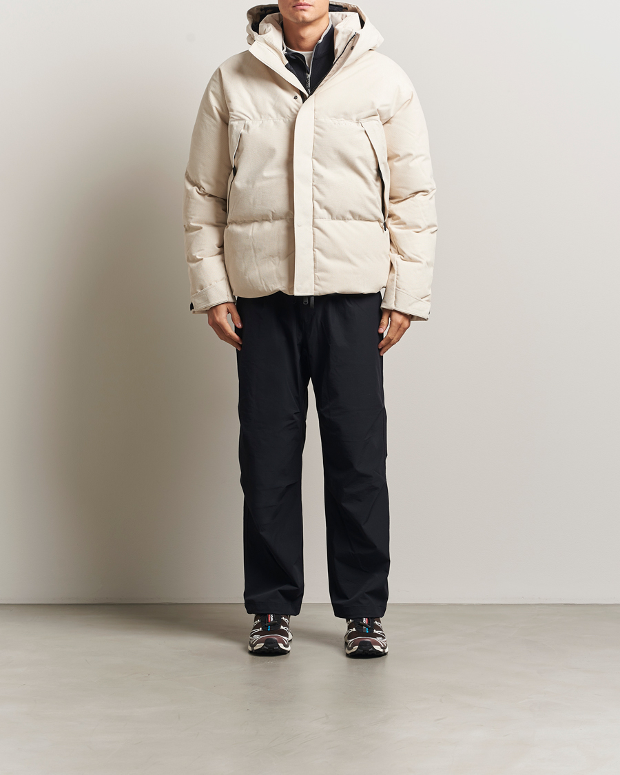 Men | Coats & Jackets | Oakley | Streetpeak Corduroy Puffer Jacket Mist