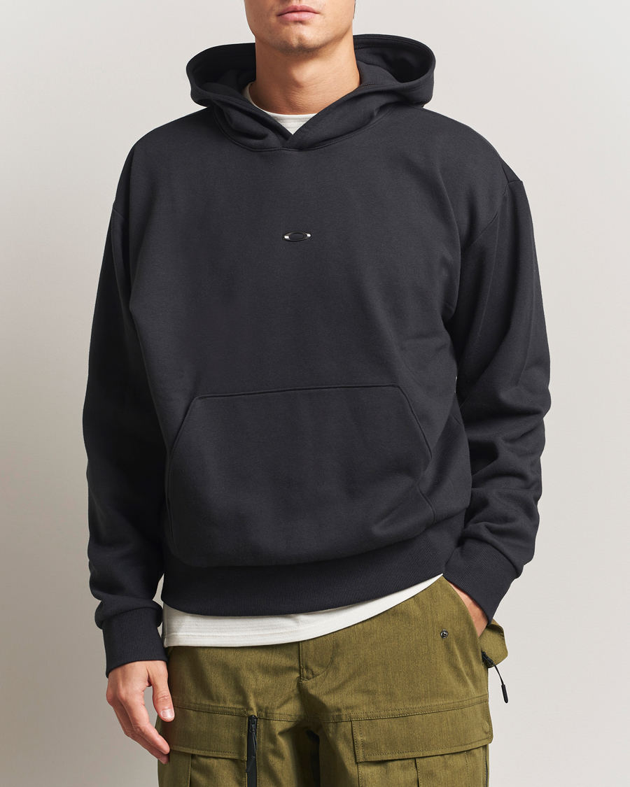 Men | Sweaters & Knitwear | Oakley | Metal Rise Hoodie Blackout