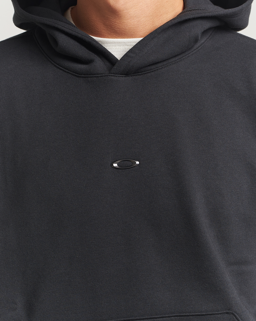 Men | Sweaters & Knitwear | Oakley | Metal Rise Hoodie Blackout