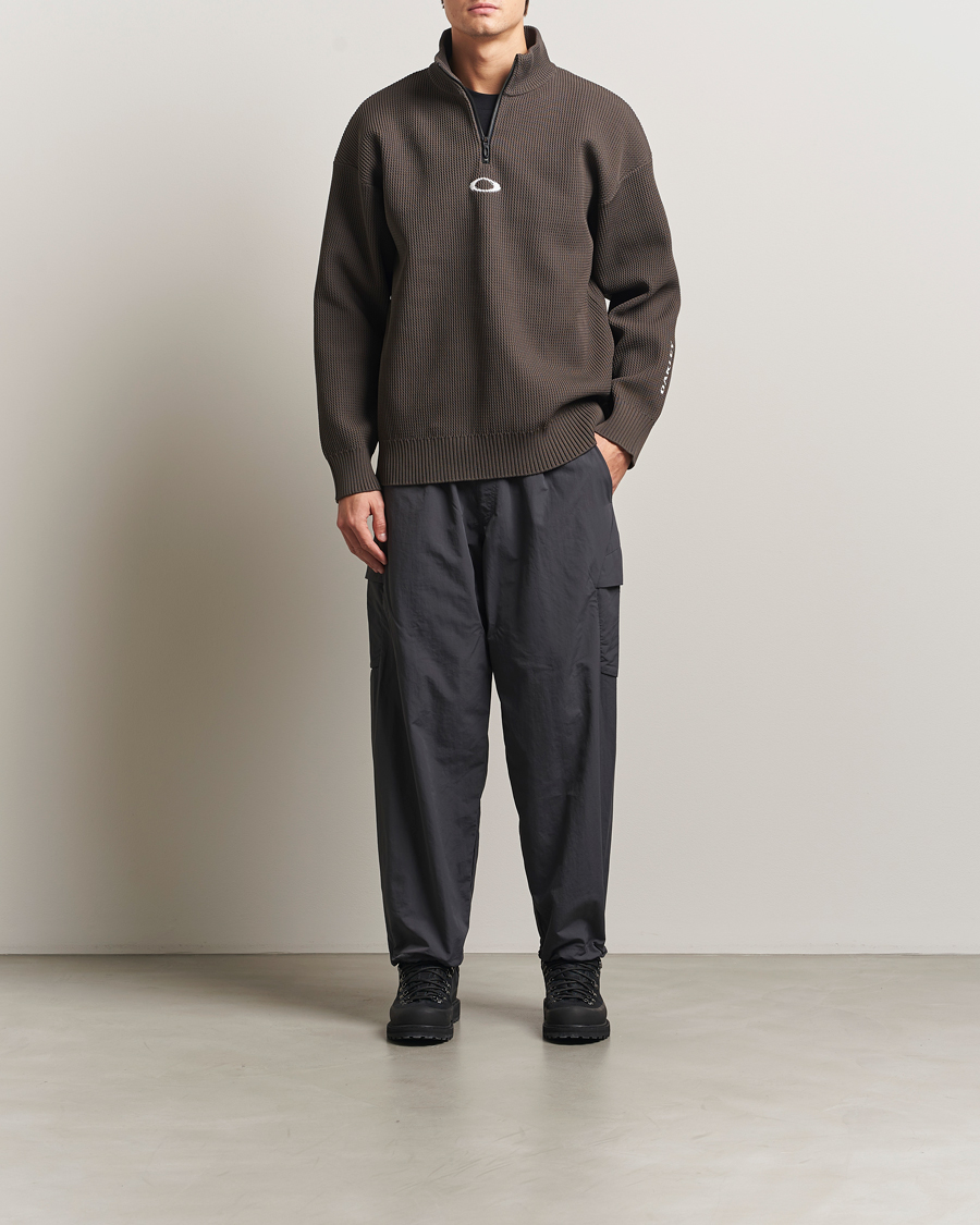 Men | Sweaters & Knitwear | Oakley | FGL New Retro Half Zip Sweater Black