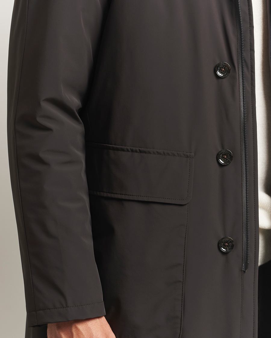 Men | Coats & Jackets | Oscar Jacobson | Padded Raglan Nylon Coat Brown