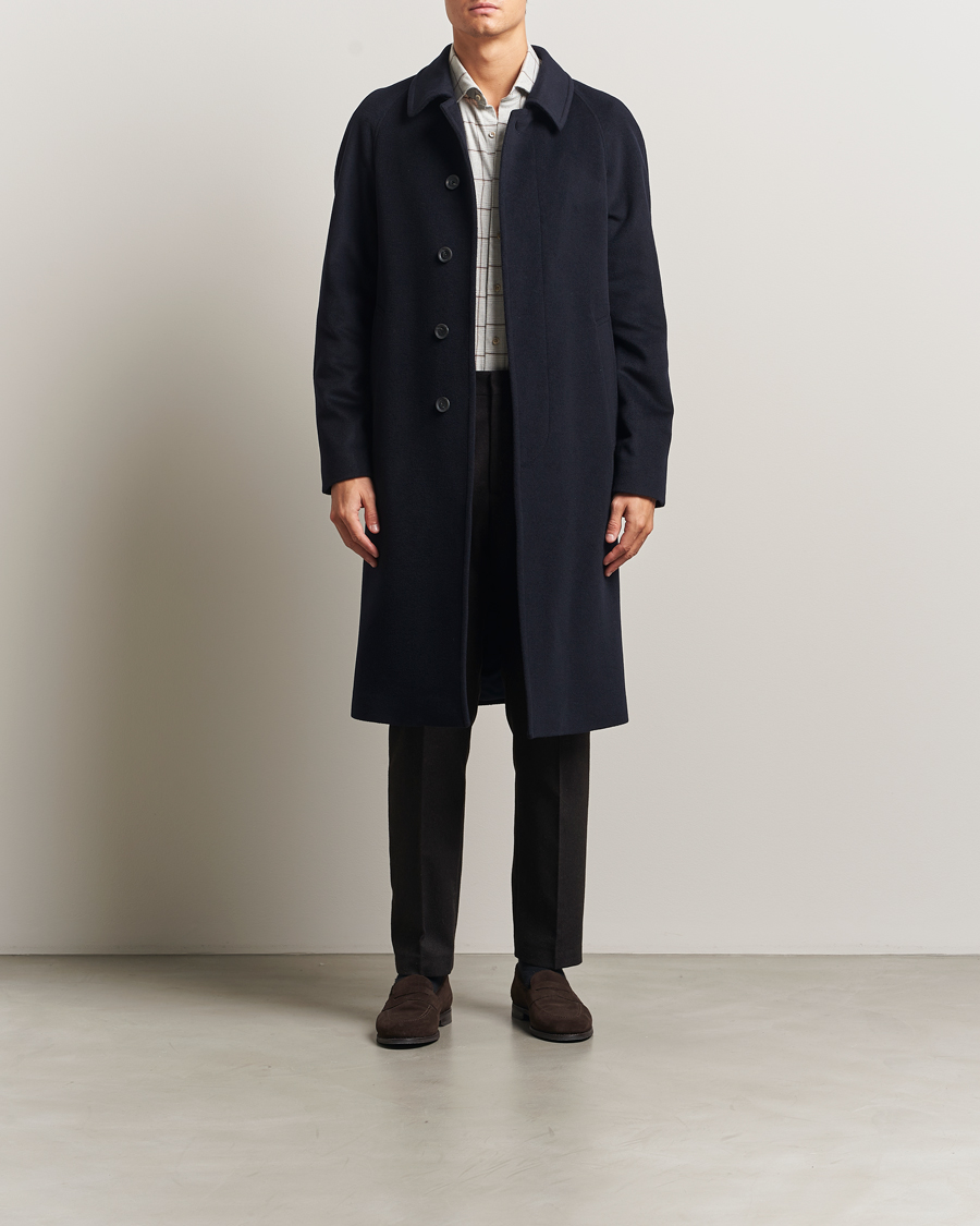 Men | Coats & Jackets | Oscar Jacobson | Raglan Wool Coat Navy