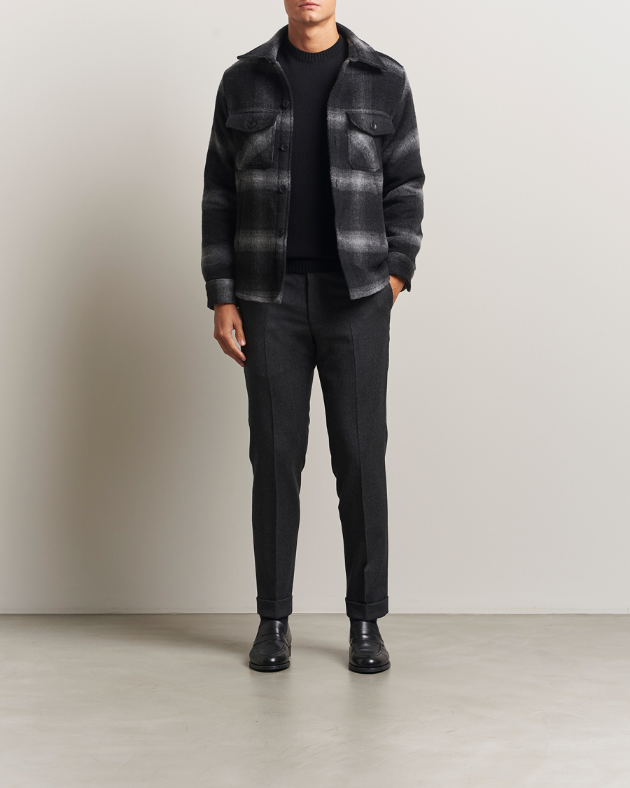 Men | Trousers | Oscar Jacobson | Dandy Turn Up Flannel Trousers Charcoal