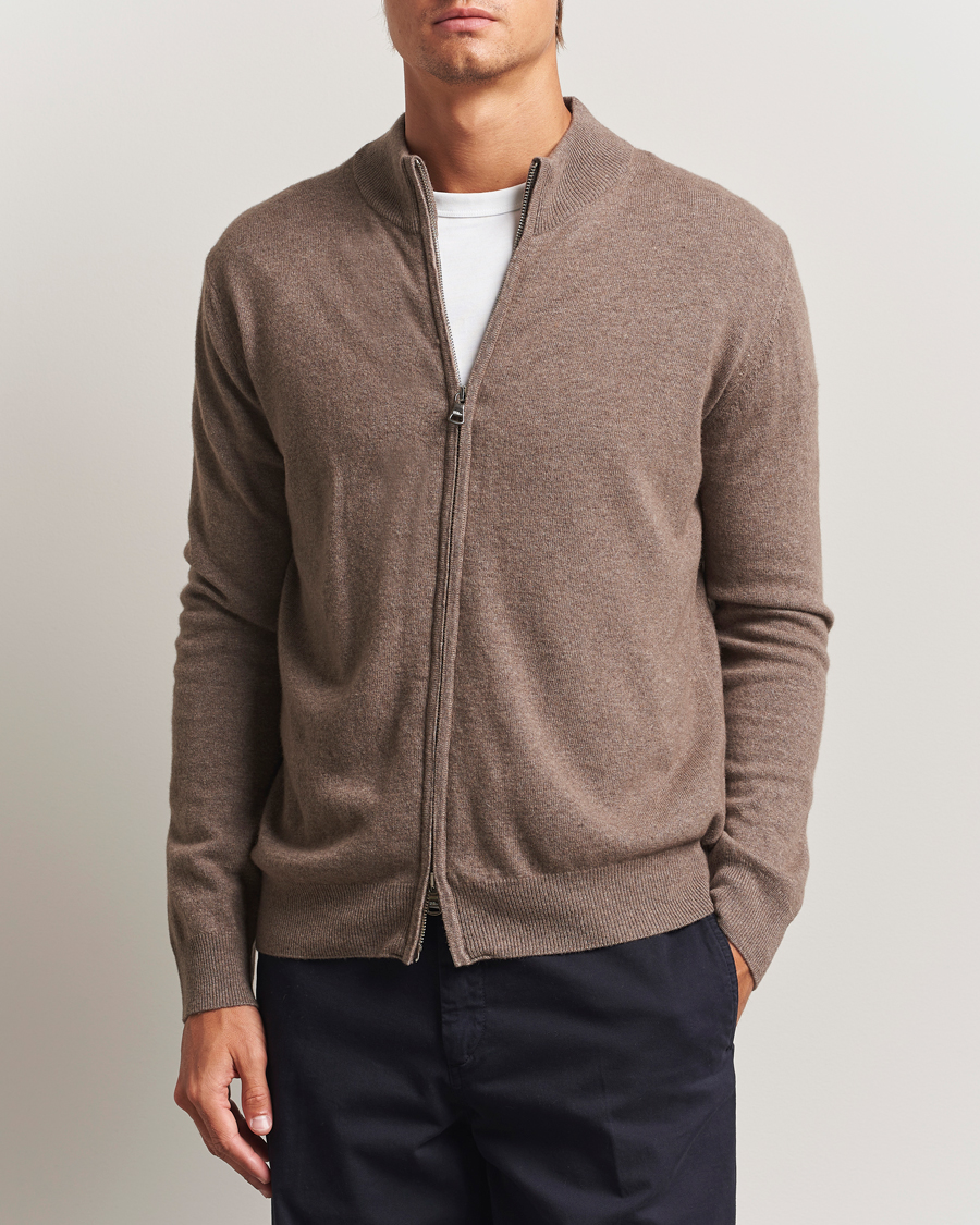 Men | Sweaters & Knitwear | Oscar Jacobson | Seb Wool/Cashmere Full Zip Light Brown
