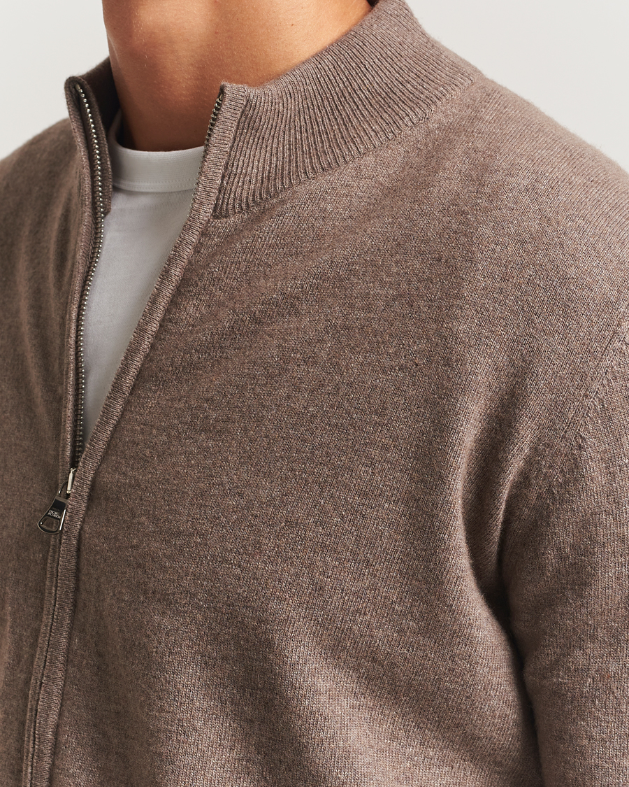 Men | Sweaters & Knitwear | Oscar Jacobson | Seb Wool/Cashmere Full Zip Light Brown