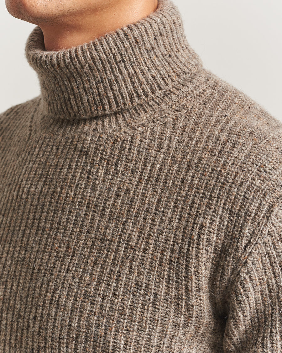 Men | Sweaters & Knitwear | Oscar Jacobson | Mika Heavy Merino Rollneck Beige