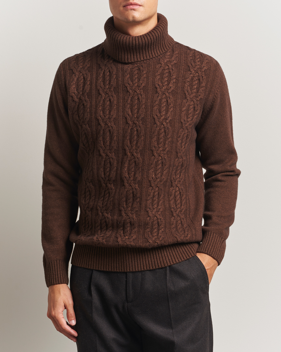 Men | Sweaters & Knitwear | Oscar Jacobson | Heavy Knitted Wool/Cashmere Cable Polo Golden Brown