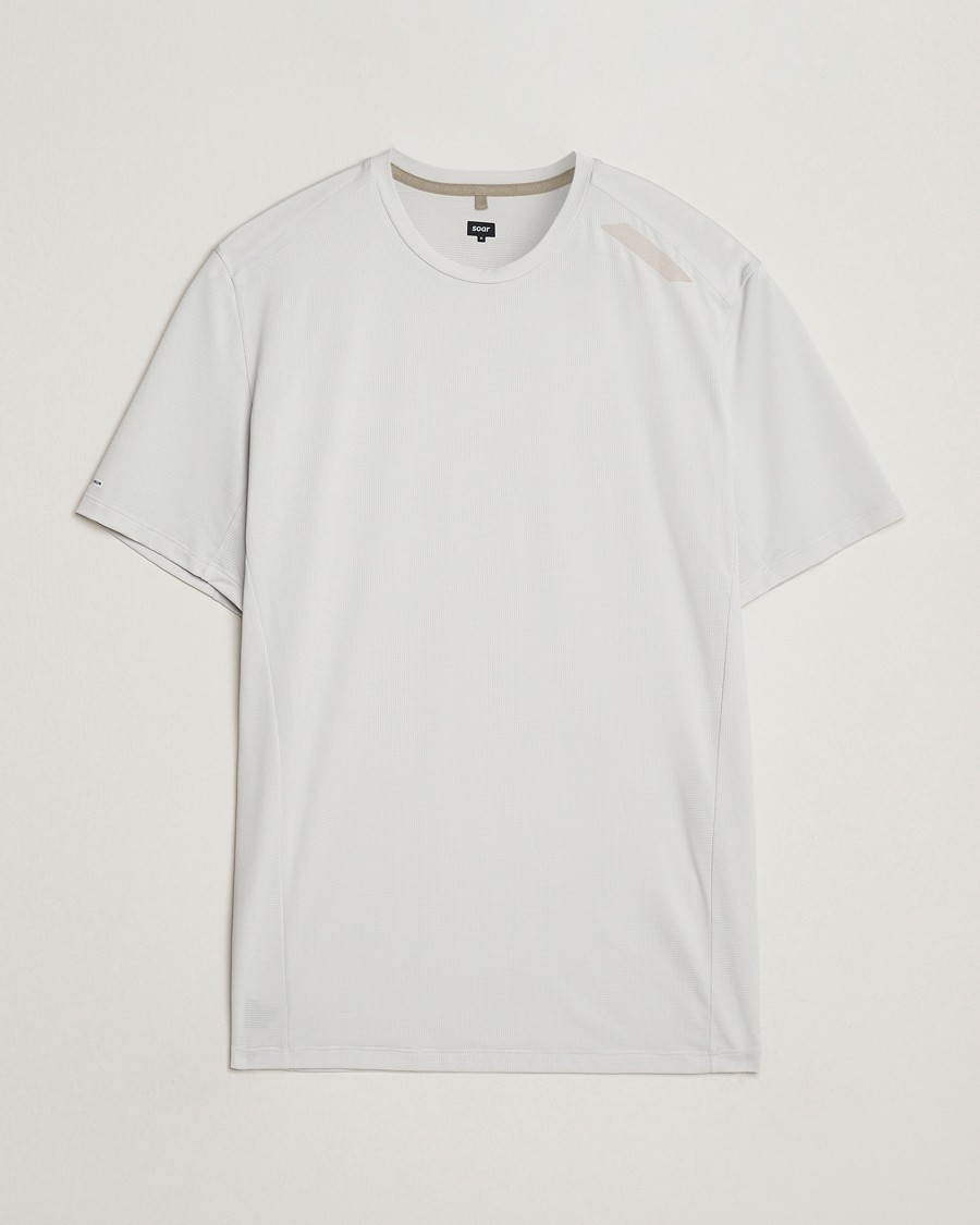 Men | T-Shirts | SOAR Running | Tech Tee Grey
