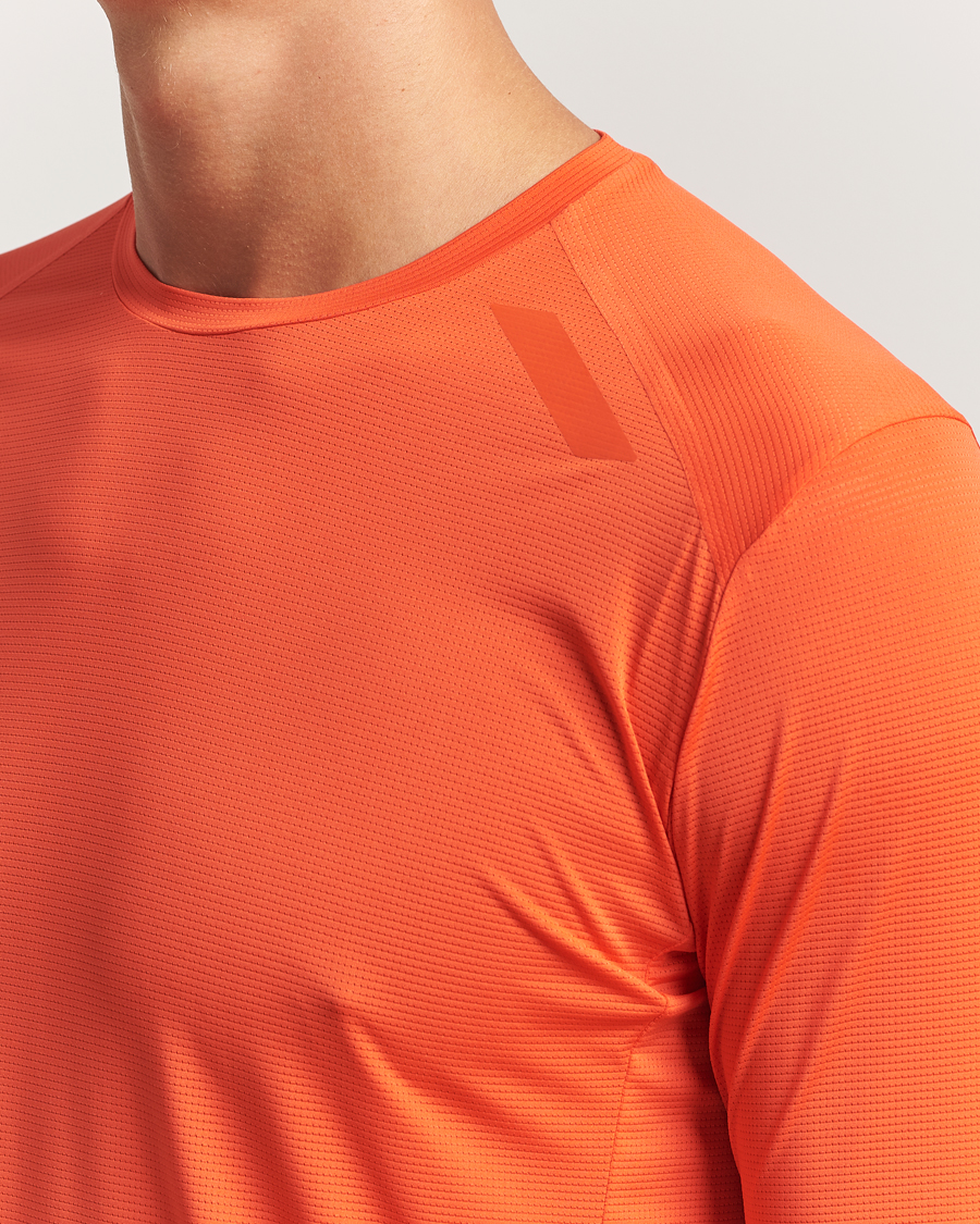 Men | T-Shirts | SOAR Running | Long Sleeve Tech Tee Orange
