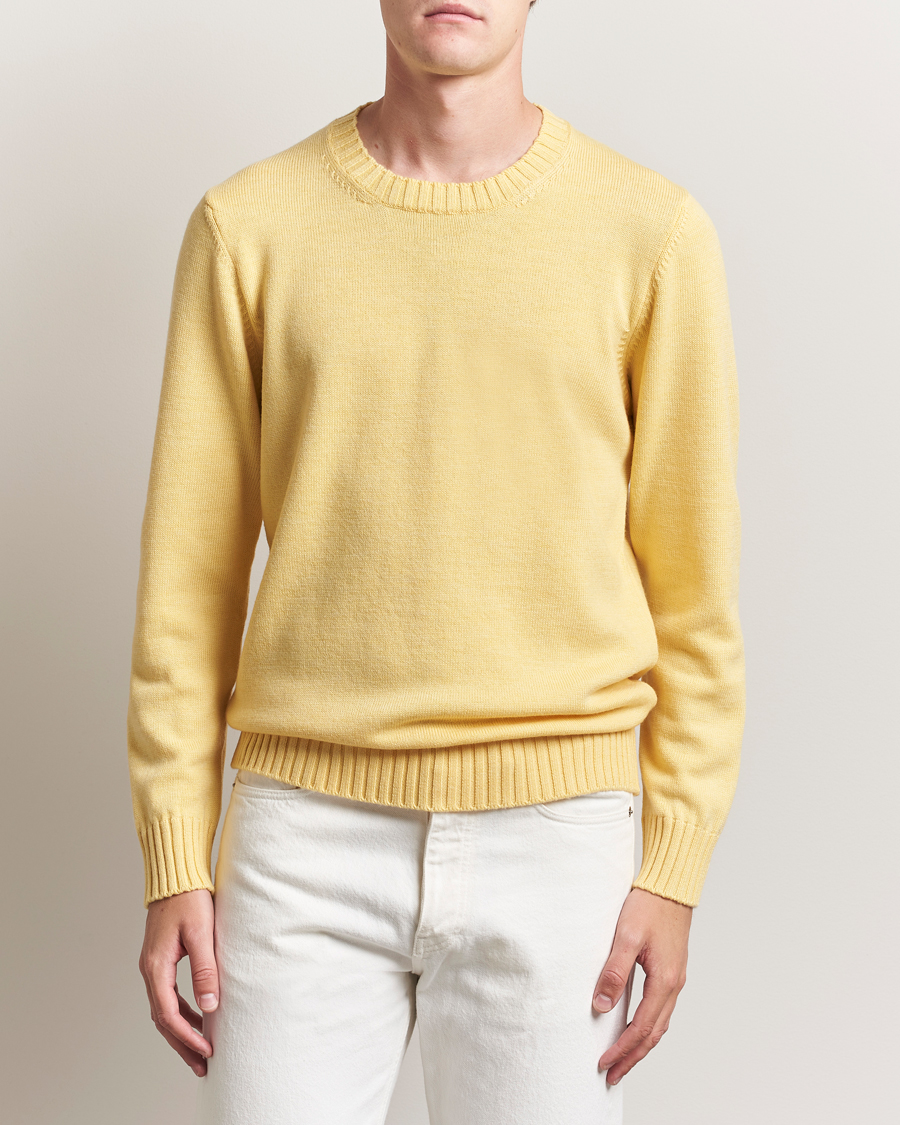 Men | Sweaters & Knitwear | Piacenza Cashmere | Brushed Wool Crew Neck Yellow