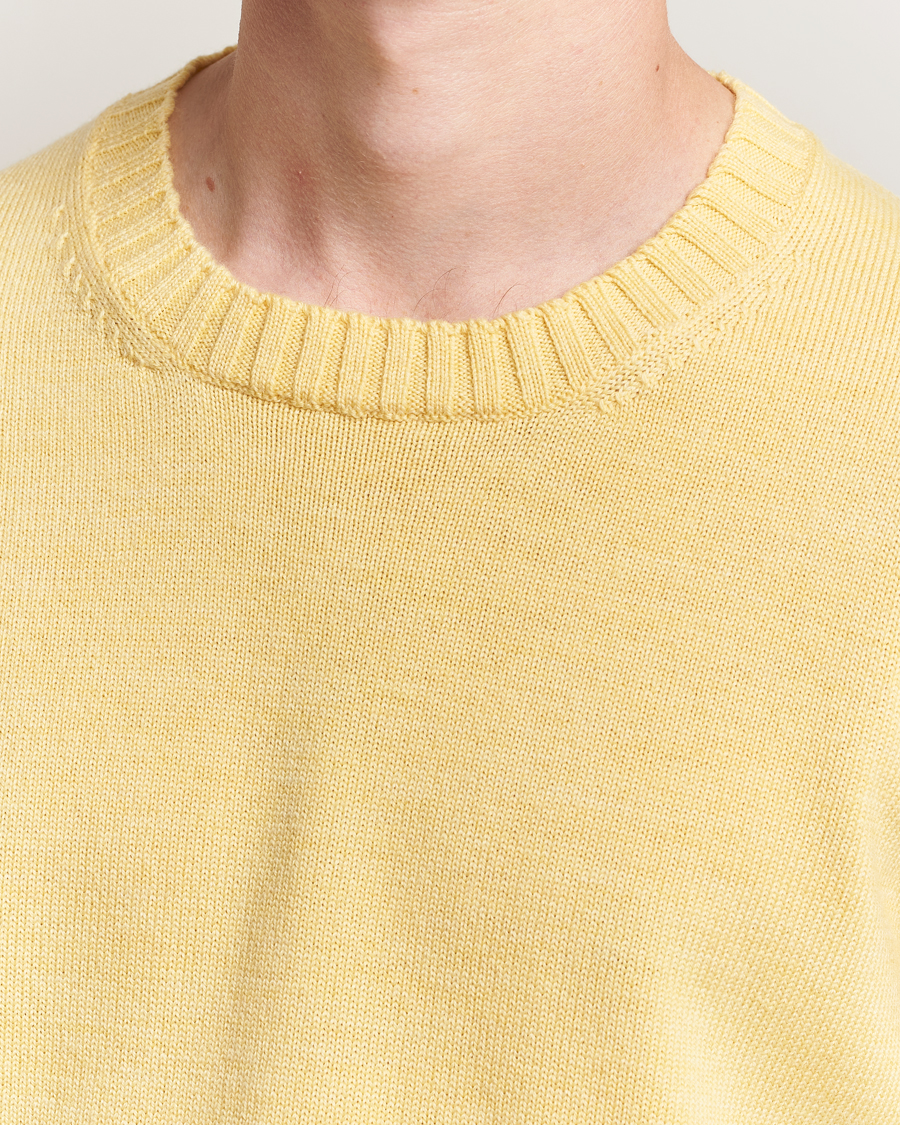Men | Sweaters & Knitwear | Piacenza Cashmere | Brushed Wool Crew Neck Yellow