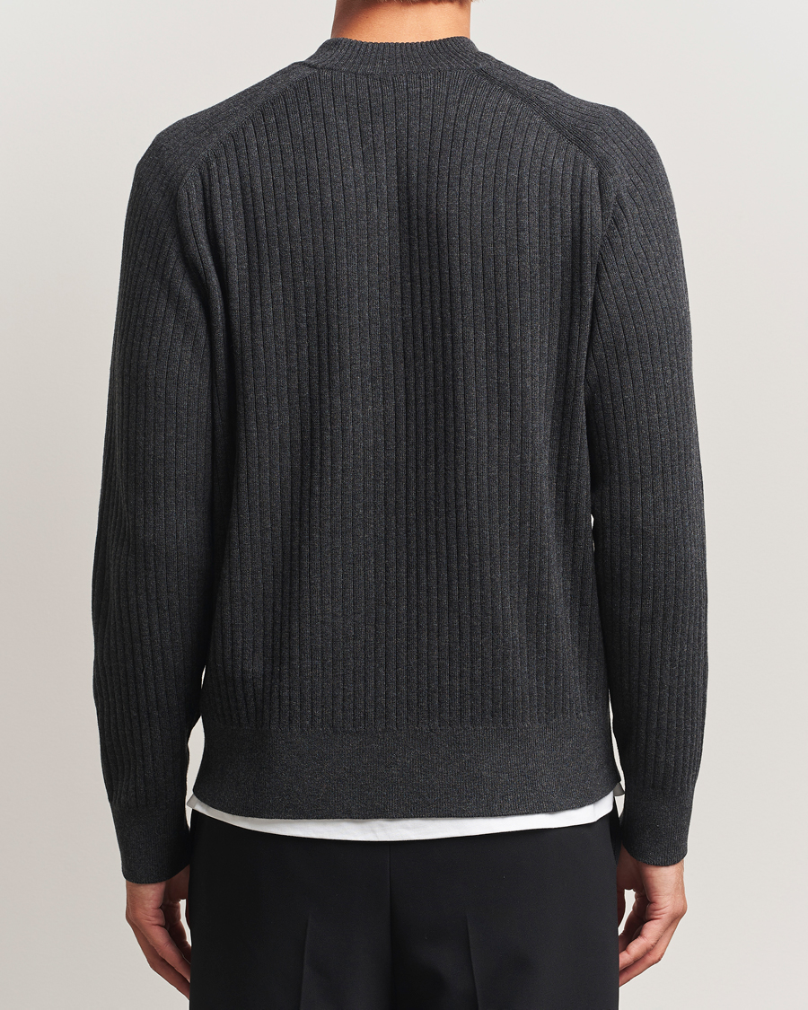Men | Sweaters & Knitwear | Filippa K | Cotton Merino Knitted Mock Neck Sweater Anthracite Melange