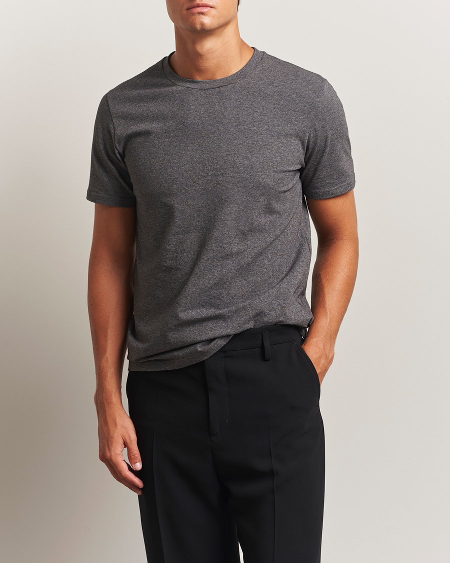 Men | T-Shirts | Filippa K | Soft Lycra T-Shirt Anthracite Melange