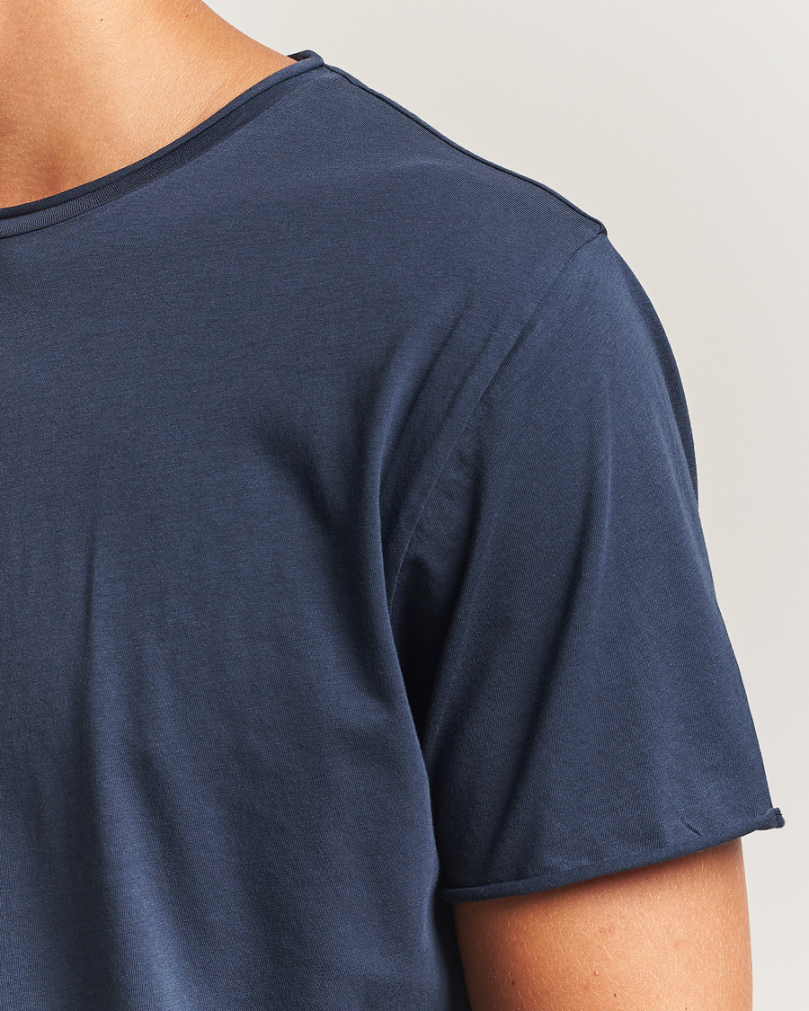 Men | T-Shirts | Filippa K | Roll Neck Crew Neck T-Shirt Dusk Blue