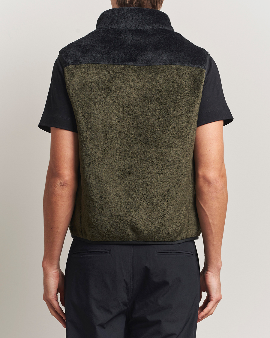 Men | Coats & Jackets | Moncler Grenoble | Insulated Fleece Vest Forest Green