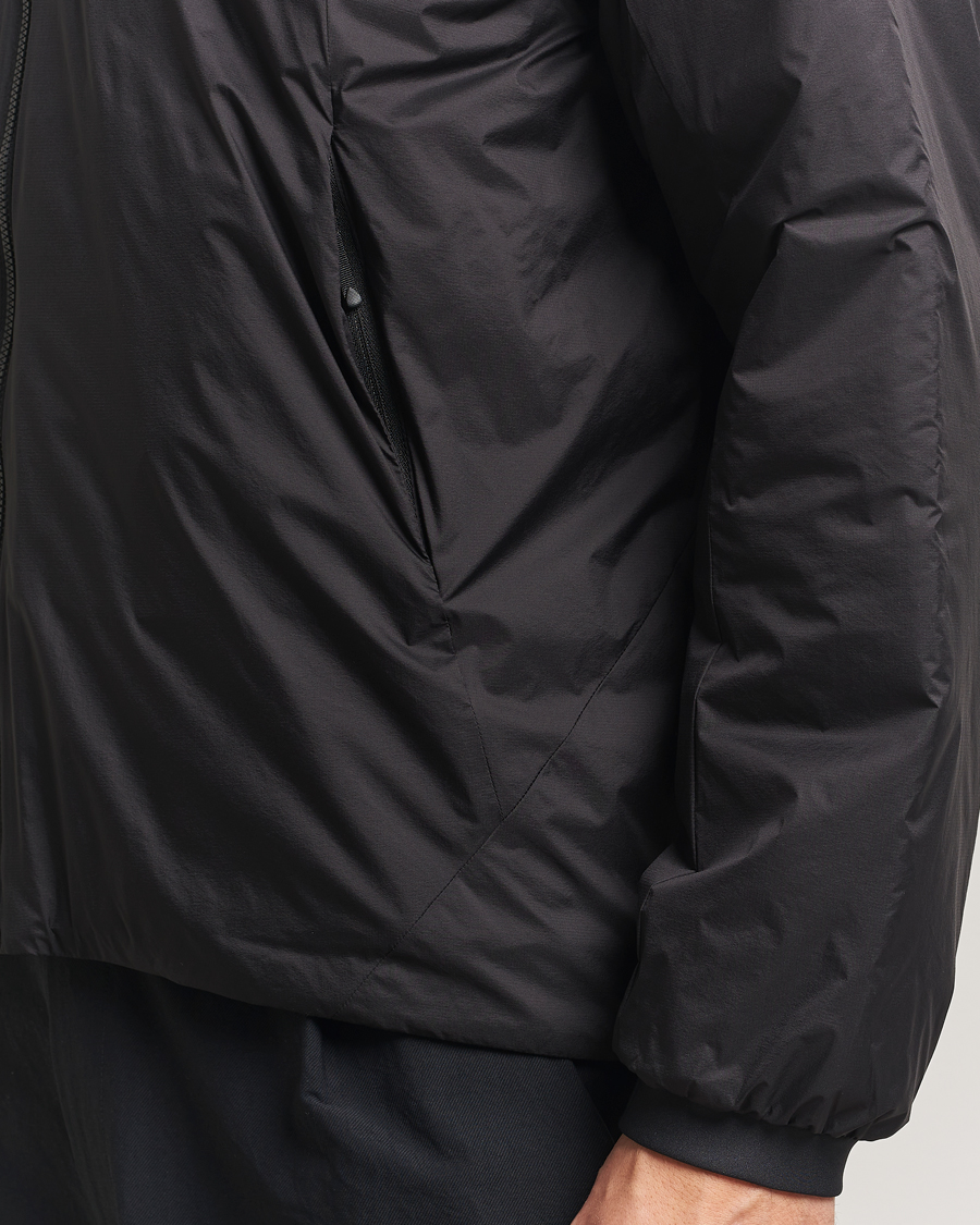 Men | Coats & Jackets | Goldwin | Pertex Quantum Padded Jacket Black