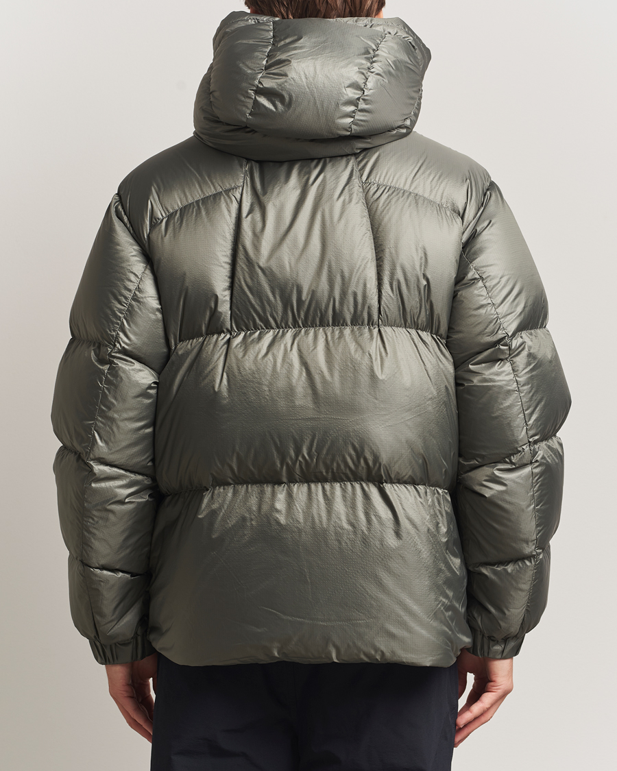 Men | Coats & Jackets | Goldwin | Pertex Quantum Down Parka Gunmetal