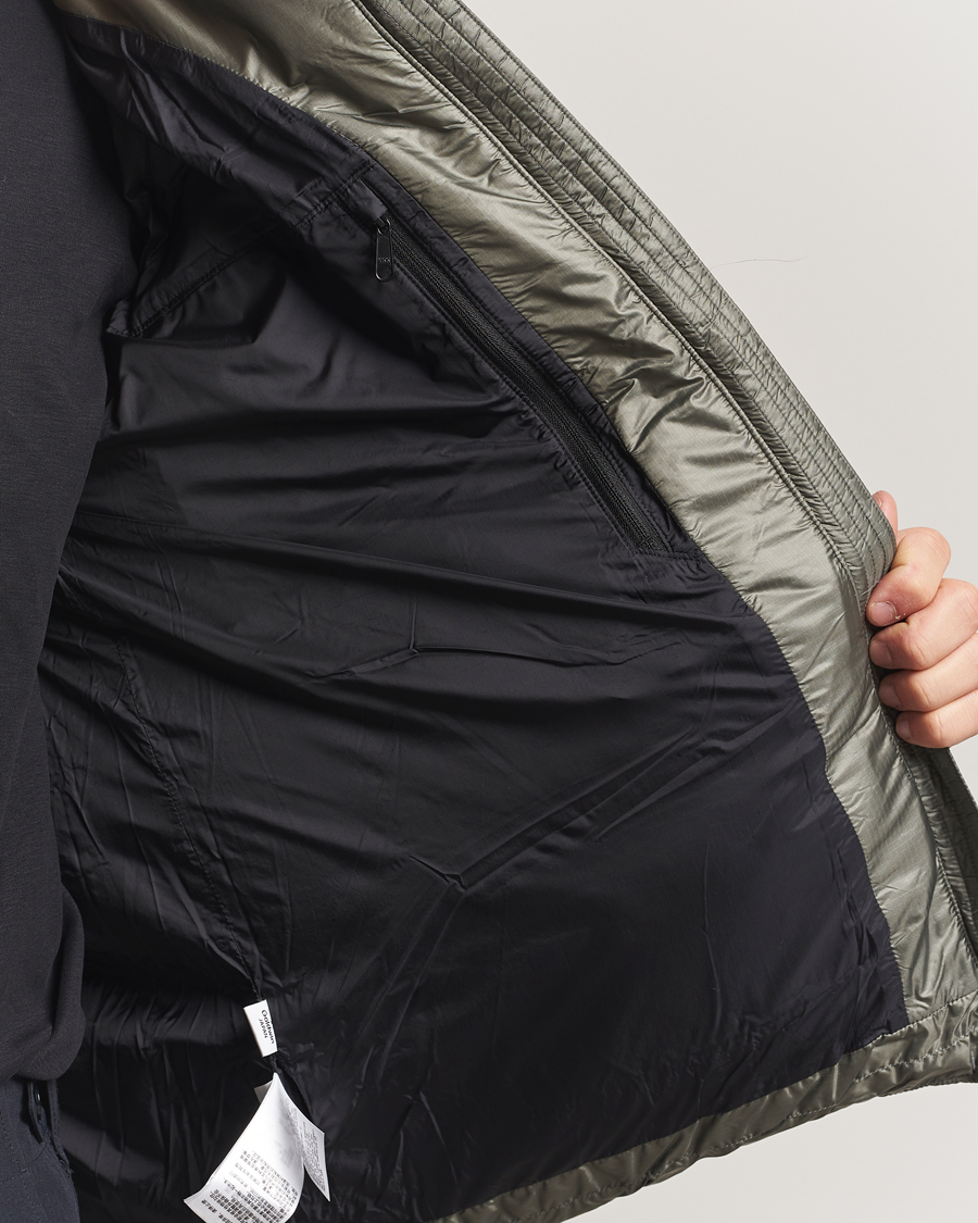 Men | Coats & Jackets | Goldwin | Pertex Quantum Down Parka Gunmetal