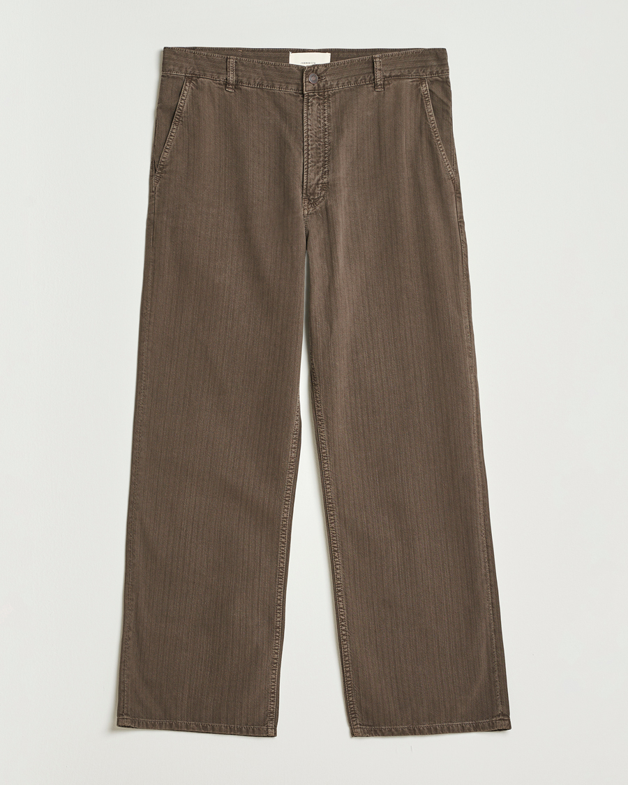 Men | Trousers | Jeanerica | Genua Herringbone Twill Chino Brown