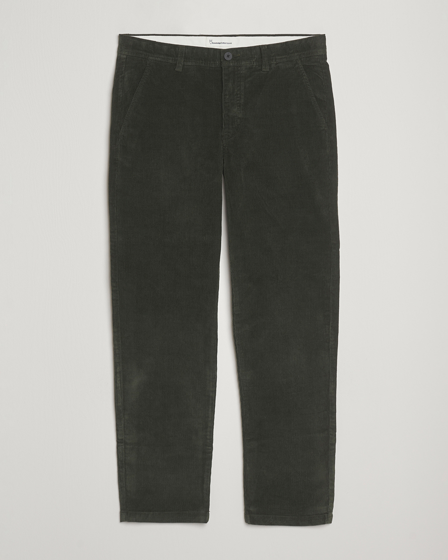 Men | Trousers | KnowledgeCotton Apparel | Chuck Regular Cord Trousers Olive