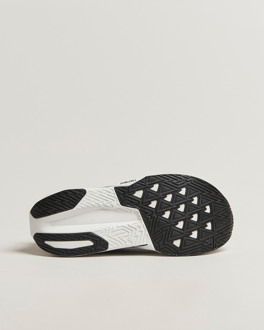 Men | Running shoes | New Balance Running | FuelCell Rebel V5 Black