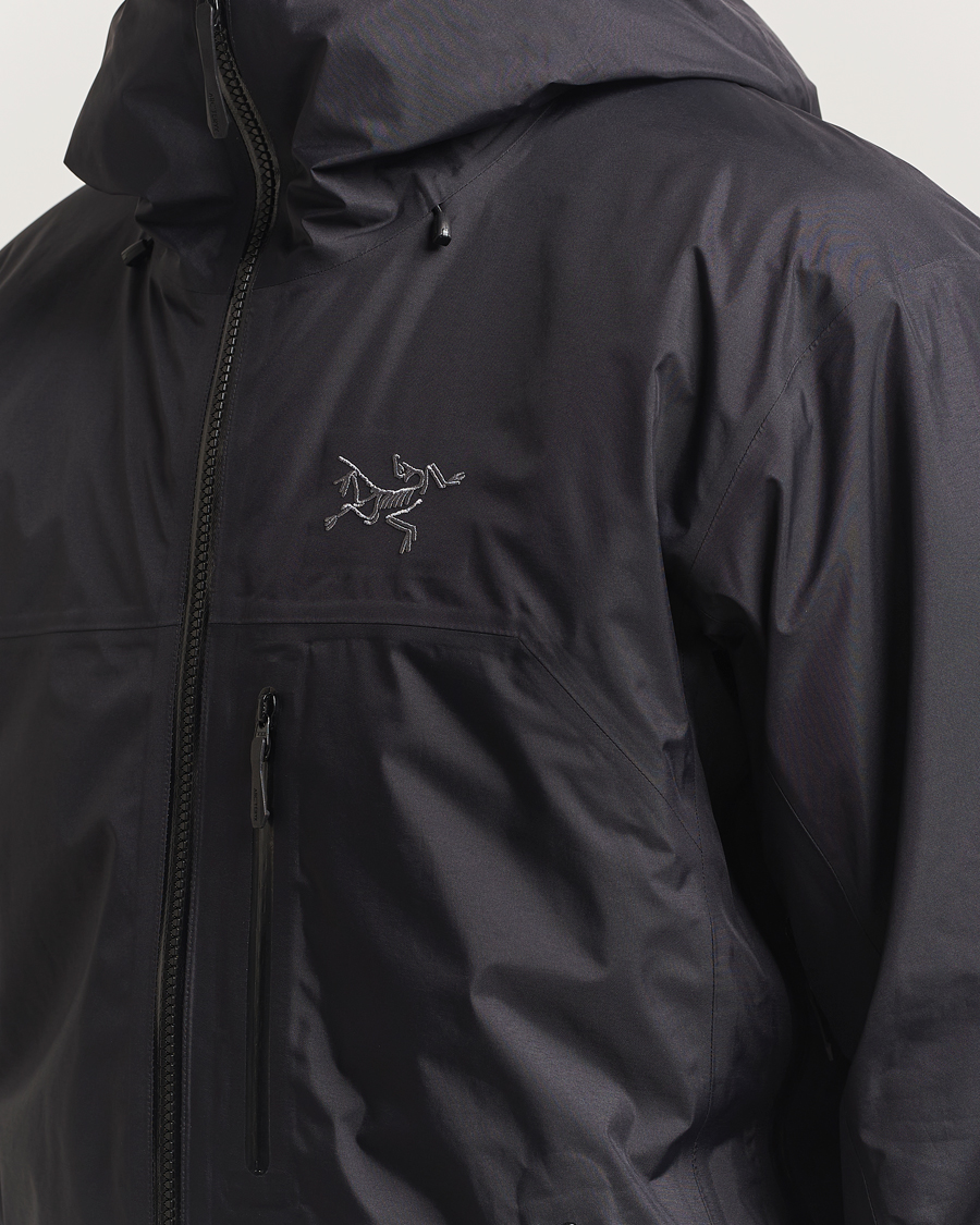 Men | Coats & Jackets | Arc'teryx | Beta Insulated Gore-Tex Jacket Black