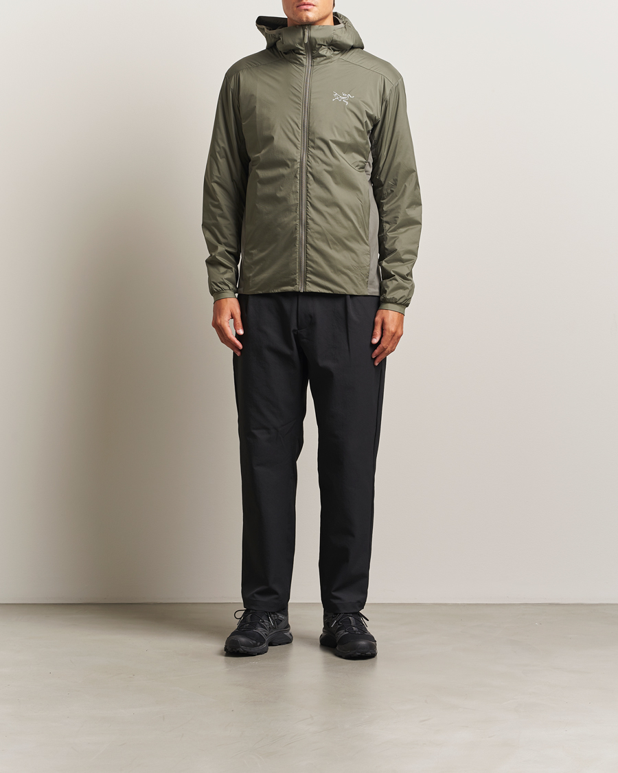 Men | Coats & Jackets | Arc'teryx | Atom Hooded Jacket Forage