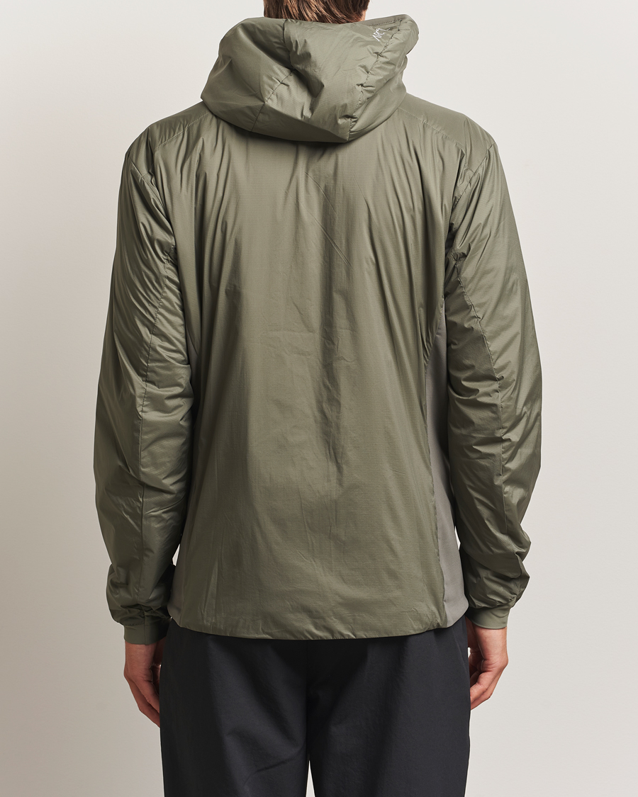 Men | Coats & Jackets | Arc'teryx | Atom Hooded Jacket Forage