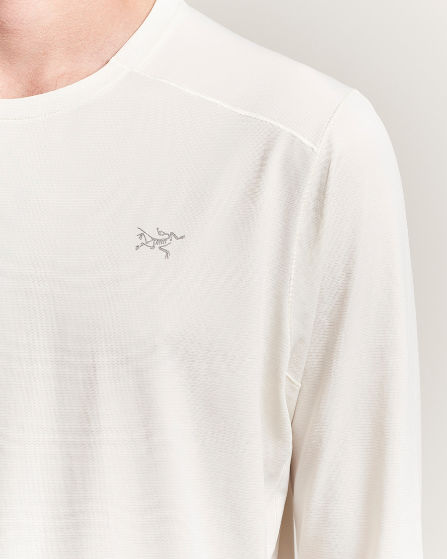 Men | T-Shirts | Arc'teryx | Cormac Long Sleeve T-Shirt Arctic Silk Heather