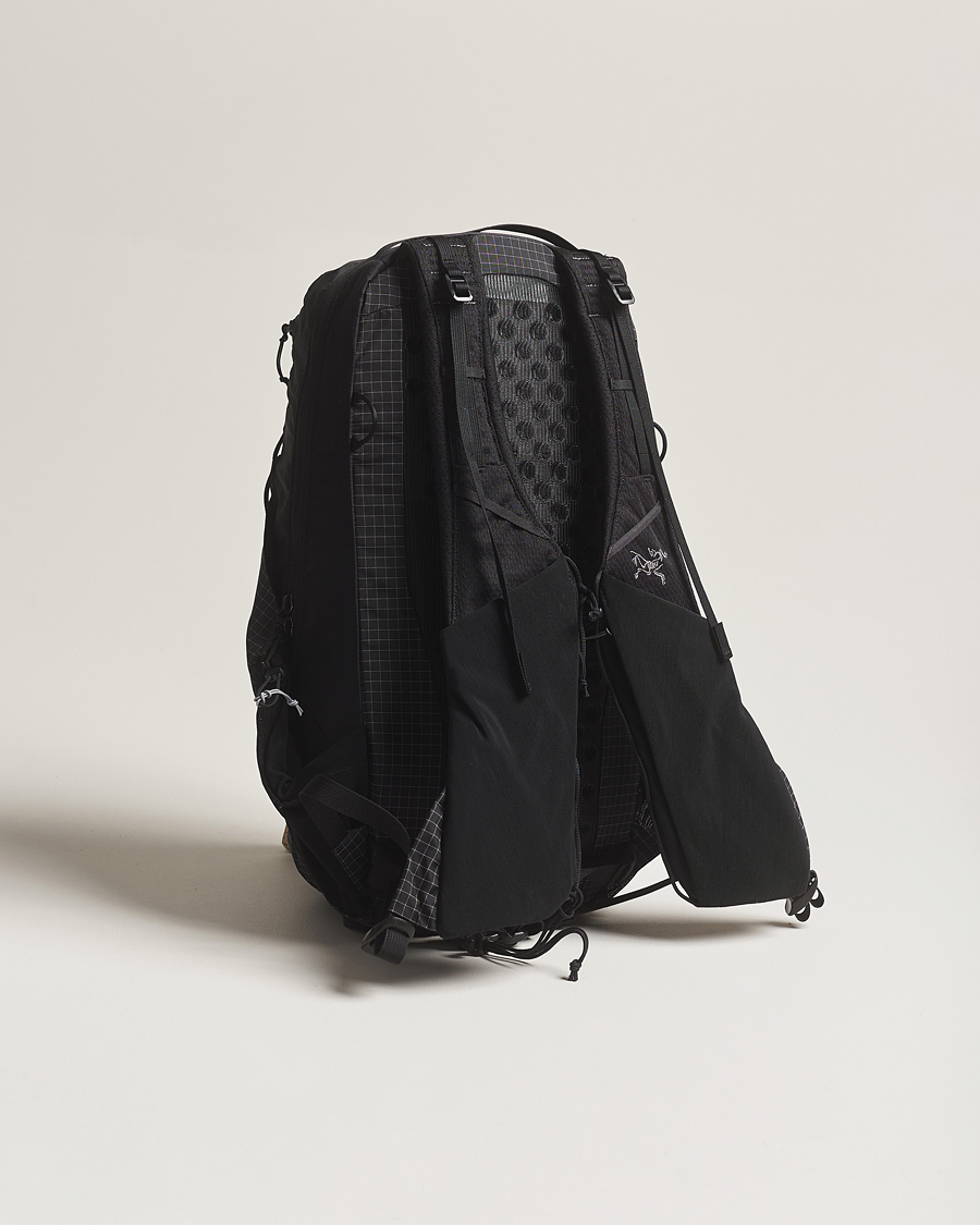 Men | Bags | Arc'teryx | Aerios 18L Backpack Black