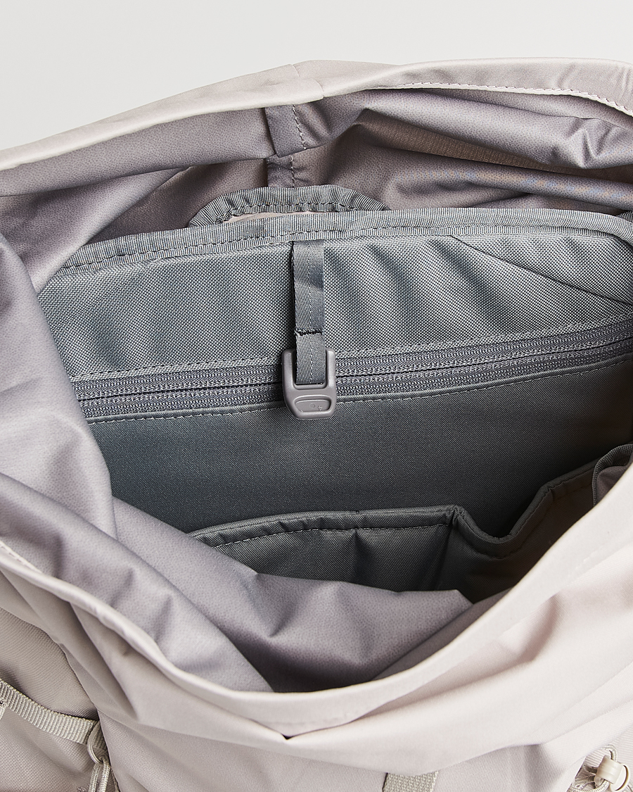 Men | Bags | Houdini | x Osprey Allt 20L Backpack Sandstorm