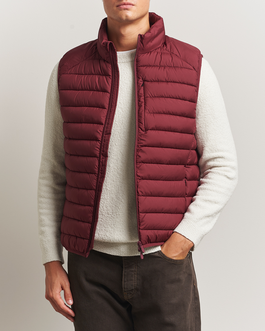 Men | Gilets | Save The Duck | Rhus Matt Lightweight Vest Wine Red