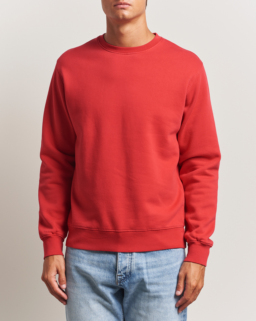 Men | Sweaters & Knitwear | Colorful Standard | Classic Organic Crew Neck Sweat Scarlet Red
