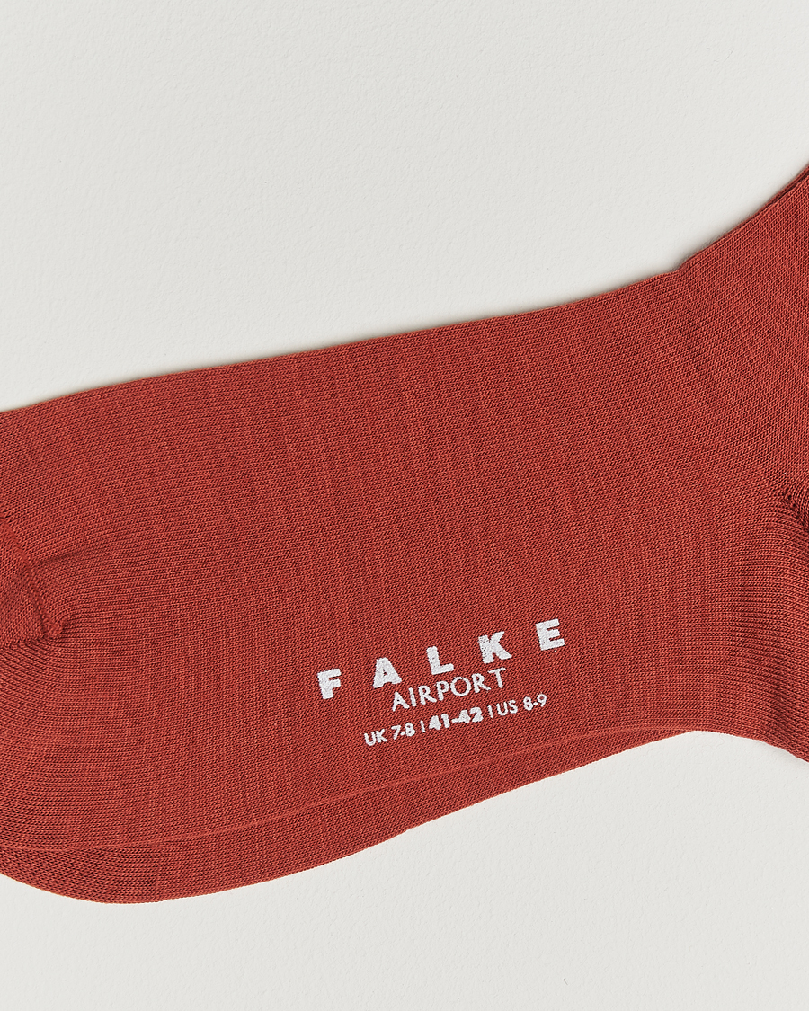 Men | Underwear & Socks | Falke | Airport Socks Brick Red