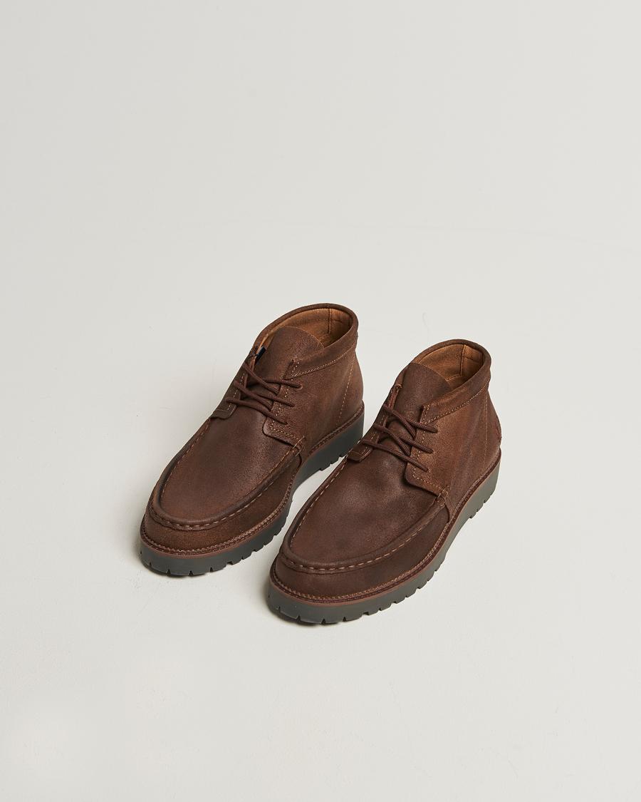 Men | Boots | Fred Perry | Kenny Waxed Suede Chukka Boot Burnt Tobacco