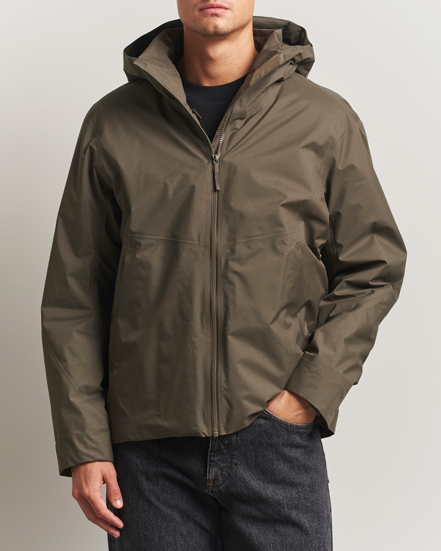 Men | Coats & Jackets | Arc'teryx Veilance | Diode Insulated GORE-TEX Jacket Brown