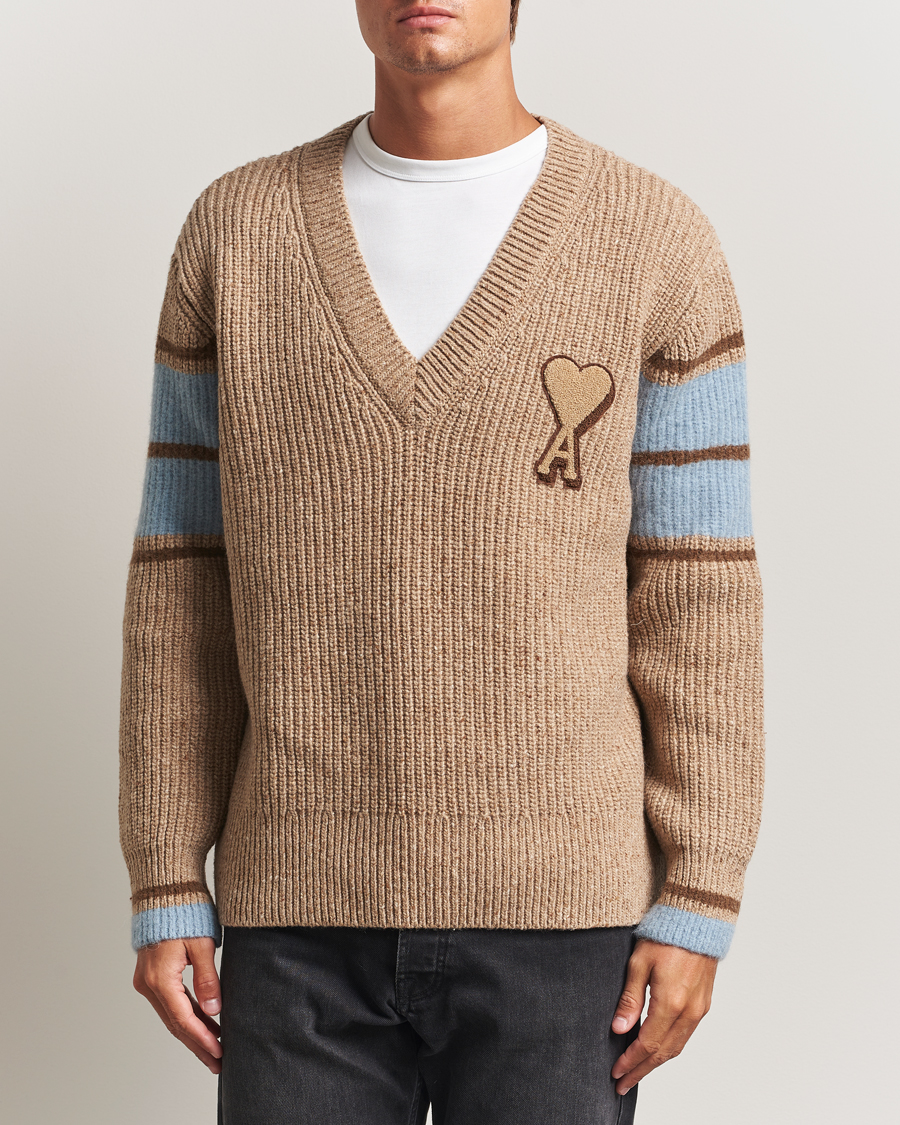 Men | Sweaters & Knitwear | AMI | Ribbed Wool Knitted V-Neck Camel