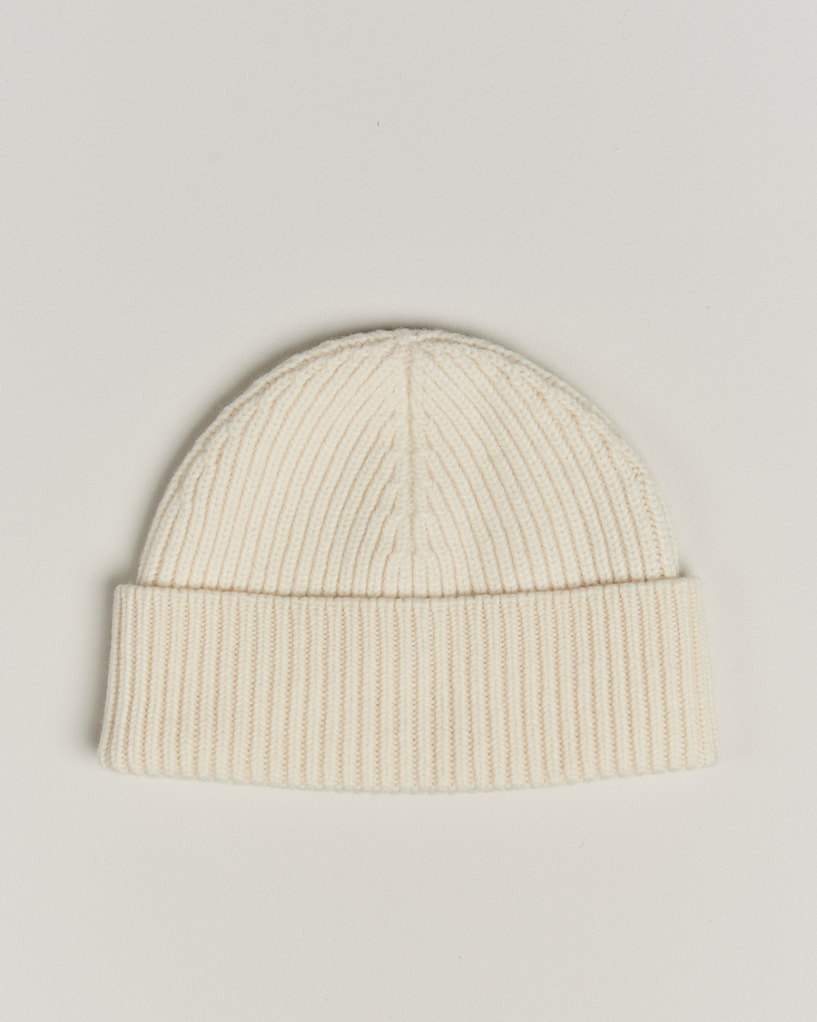 Men | Beanies | AMI | Heart Logo Beanie Ecru