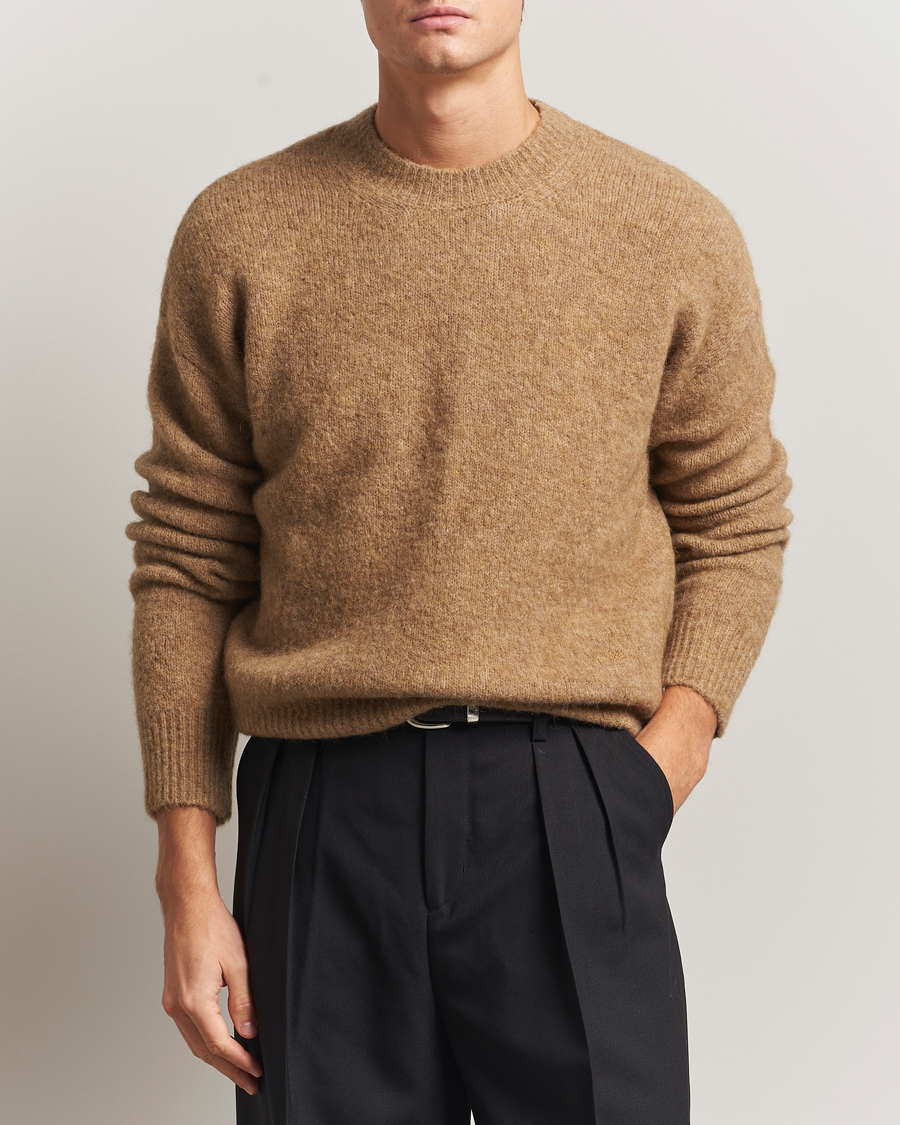 Men | Sweaters & Knitwear | AMI | Signature Alpaca Knitted Sweater Camel