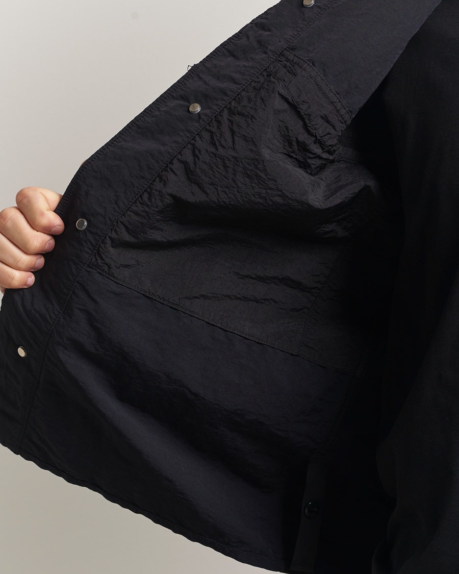 Men | Shirts | Stone Island | Naslan TC Corrosion Treatment Overshirt Black