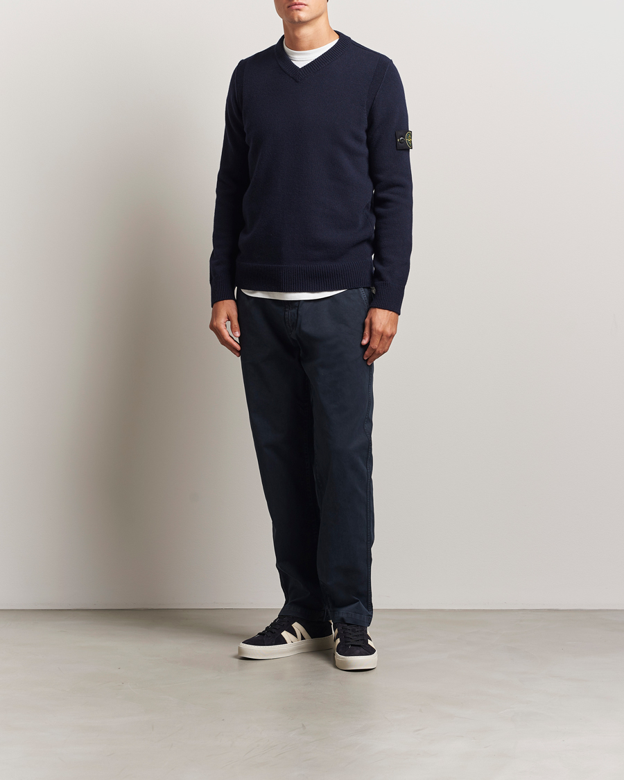 Men | Sweaters & Knitwear | Stone Island | Knitted Lambswool V-Neck Navy