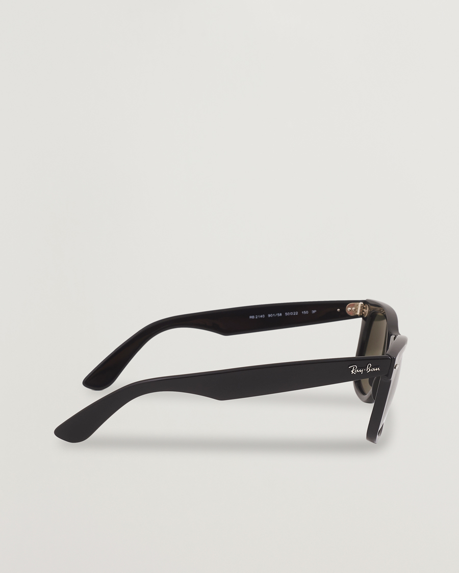 Men | Sunglasses | Ray-Ban | Original Wayfarer Polarized Sunglasses Black/Green